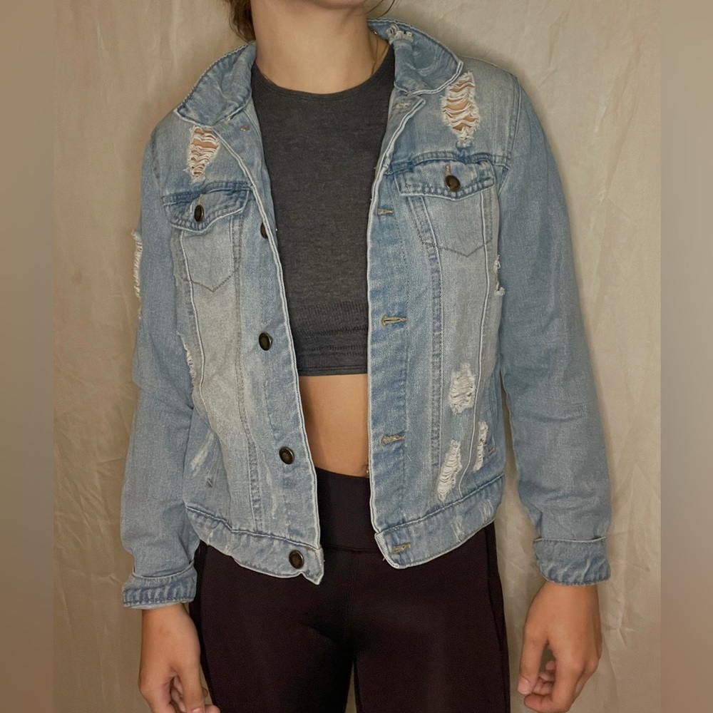 Ci sono ripped light wash jean jacket